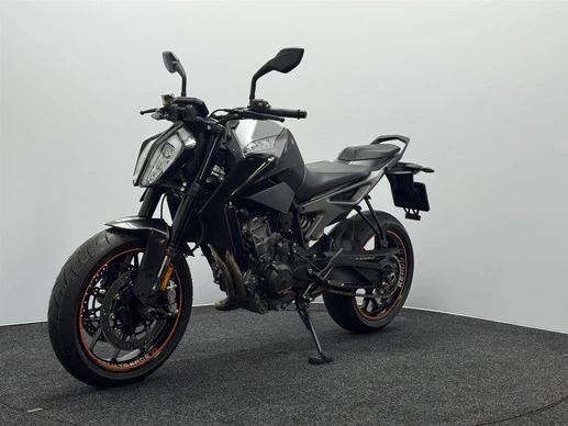 KTM 790 Duke - Afbeelding 7 van 16