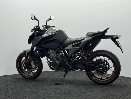 KTM 790 Duke - Afbeelding 10 van 16