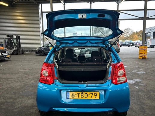 Suzuki Alto - Afbeelding 13 van 23