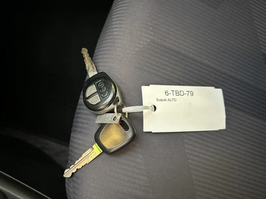 Suzuki Alto - Afbeelding 16 van 23