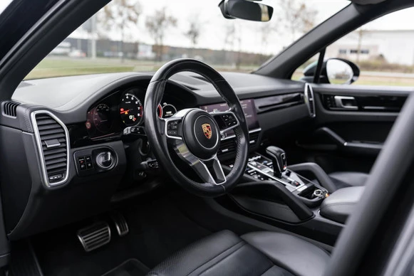 Porsche Cayenne - Afbeelding 16 van 30