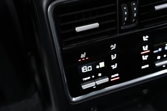 Porsche Cayenne - Afbeelding 29 van 30