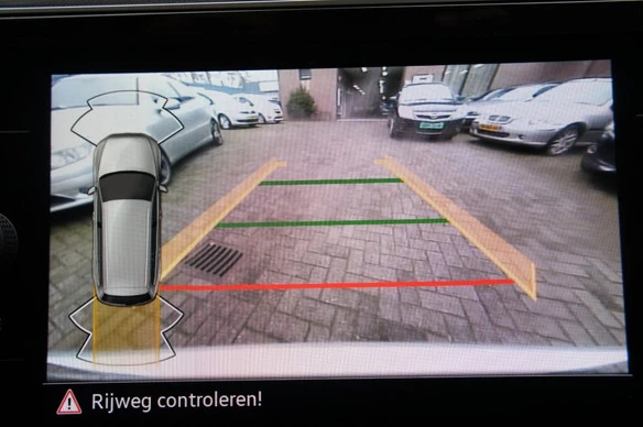 Volkswagen Passat - Afbeelding 10 van 30