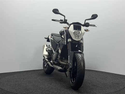 KTM 690 - Afbeelding 4 van 17