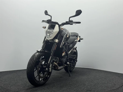 KTM 690 - Afbeelding 6 van 17