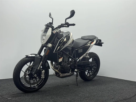 KTM 690 - Afbeelding 7 van 17