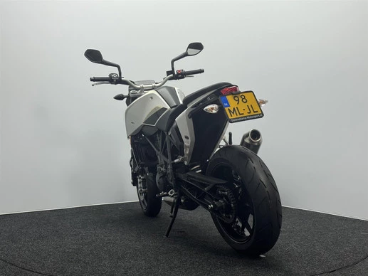 KTM 690 - Afbeelding 12 van 17