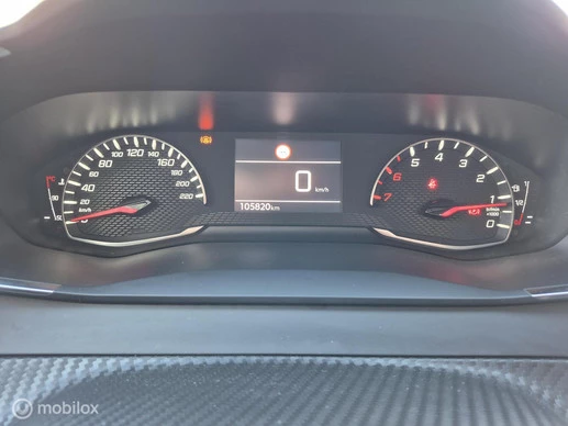 Peugeot 208 - Afbeelding 15 van 19