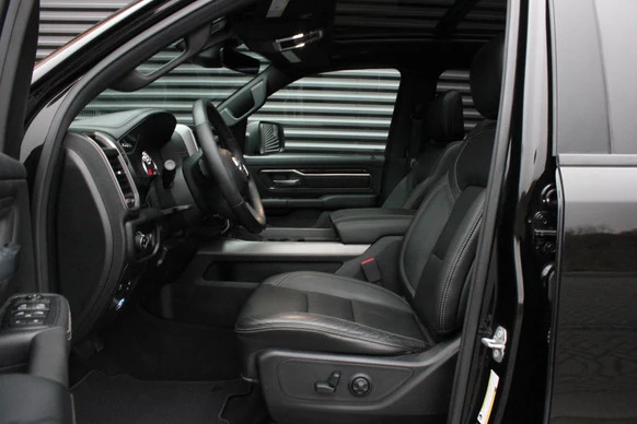 Dodge Ram Pick-Up - Afbeelding 13 van 30