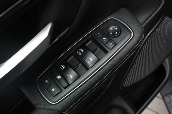 Dodge Ram Pick-Up - Afbeelding 14 van 30