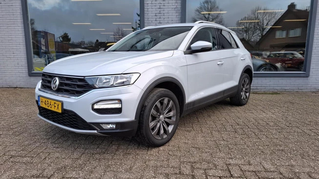 Volkswagen T-Roc - Afbeelding 1 van 18