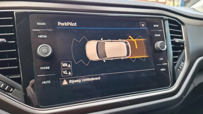 Volkswagen T-Roc - Afbeelding 3 van 18