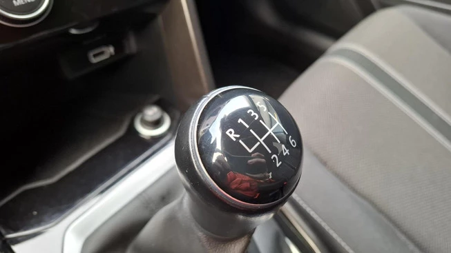 Volkswagen T-Roc - Afbeelding 9 van 18