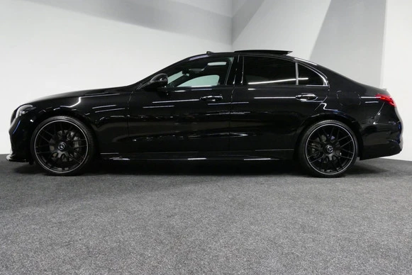 Mercedes-Benz C-Klasse - Afbeelding 1 van 30