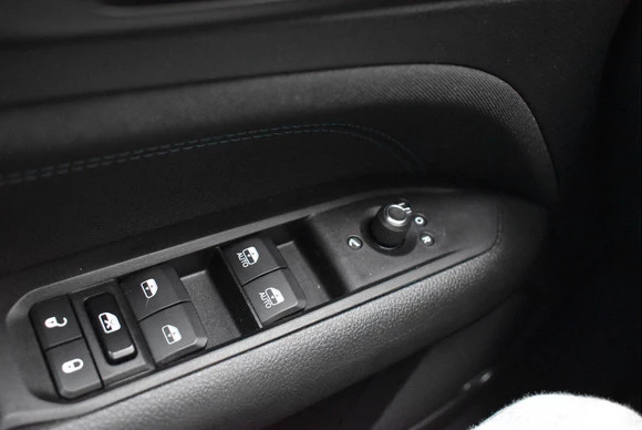 Jeep Compass - Afbeelding 24 van 30