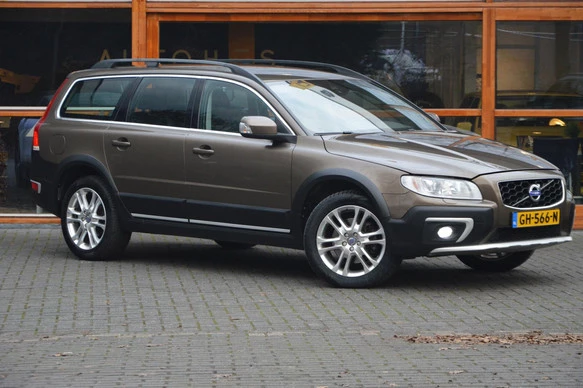 Volvo XC70 - Afbeelding 1 van 27