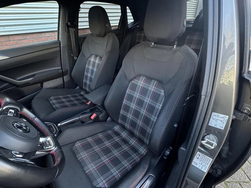 Volkswagen Polo - Afbeelding 14 van 30