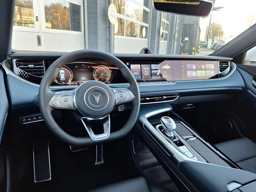 Voyah Free - Afbeelding 8 van 30