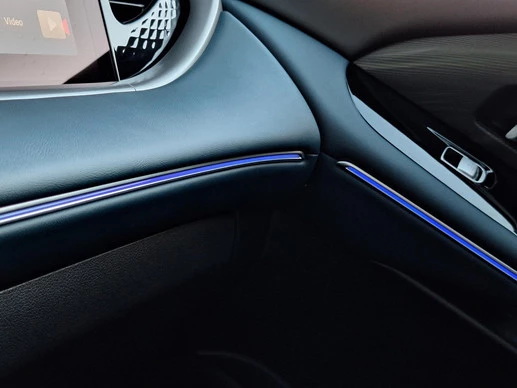 Voyah Free - Afbeelding 28 van 30