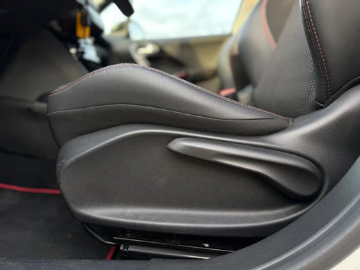 Peugeot 2008 - Afbeelding 13 van 30