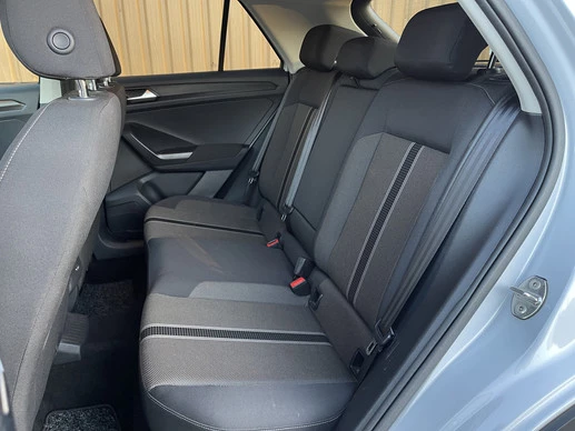 Volkswagen T-Roc - Afbeelding 21 van 22