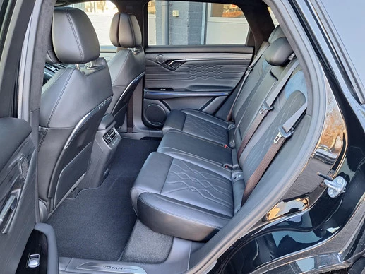 Voyah Free - Afbeelding 6 van 30