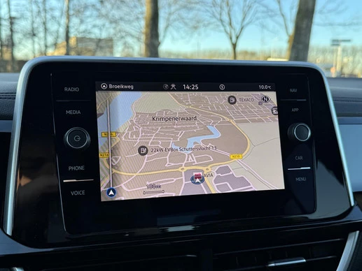 Volkswagen T-Roc - Afbeelding 24 van 30