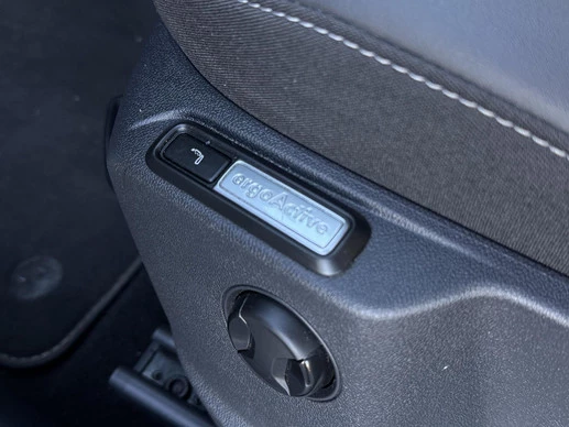 Volkswagen T-Roc - Afbeelding 4 van 30