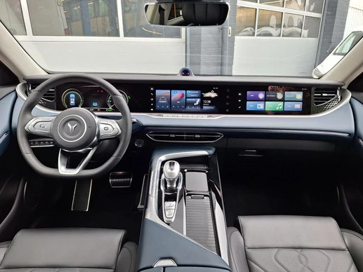 Voyah Free - Afbeelding 8 van 30