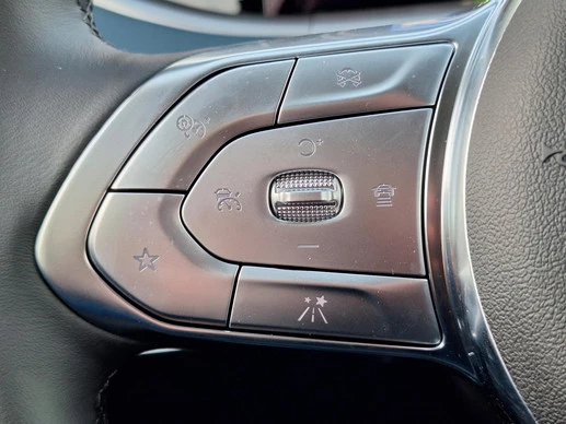 Voyah Free - Afbeelding 13 van 30