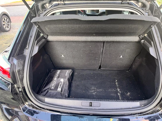 Peugeot 208 - Afbeelding 13 van 30