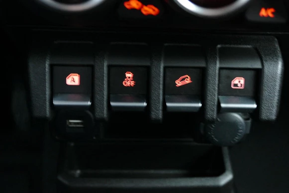 Suzuki Jimny - Afbeelding 23 van 30