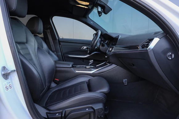 BMW 3 Serie - Afbeelding 17 van 30