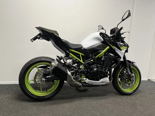 Kawasaki Z900 - Afbeelding 4 van 19