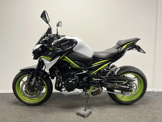 Kawasaki Z900 - Afbeelding 13 van 19