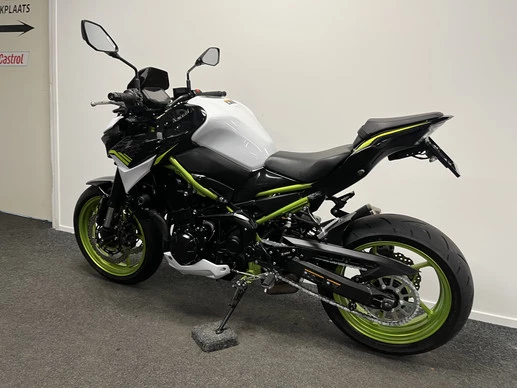Kawasaki Z900 - Afbeelding 15 van 19