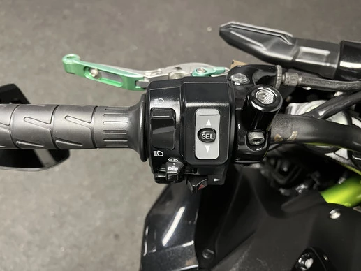 Kawasaki Z900 - Afbeelding 21 van 22