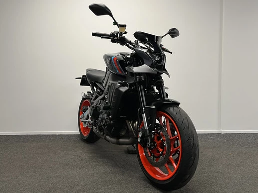 Yamaha MT 09 - Afbeelding 12 van 22