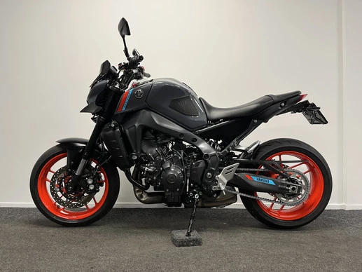 Yamaha MT 09 - Afbeelding 13 van 22