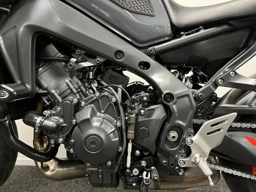 Yamaha MT 09 - Afbeelding 17 van 22