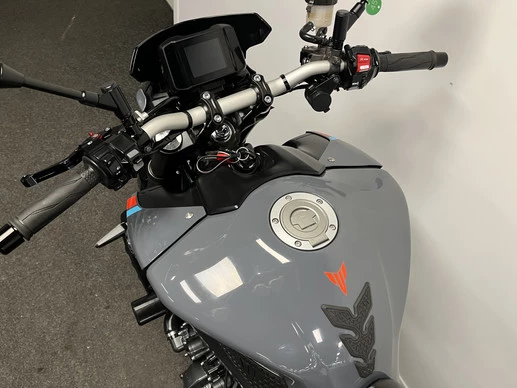 Yamaha MT 09 - Afbeelding 19 van 22