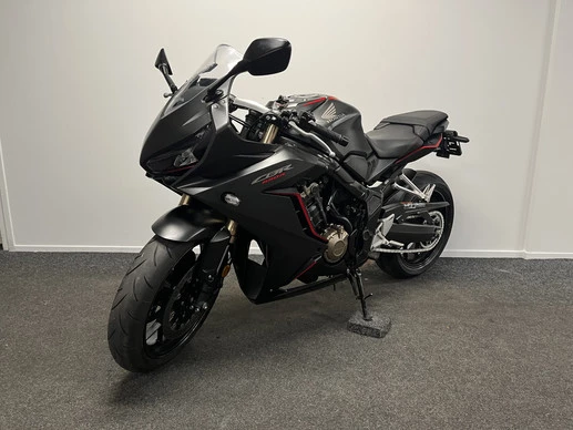 Honda CBR 650 - Afbeelding 11 van 21