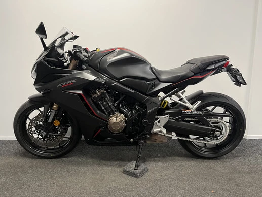 Honda CBR 650 - Afbeelding 12 van 21
