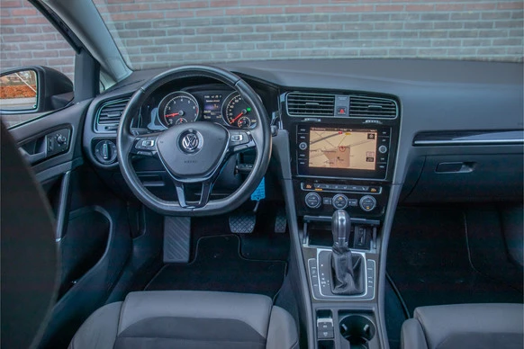 Volkswagen Golf - Afbeelding 8 van 30