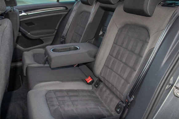 Volkswagen Golf - Afbeelding 10 van 30