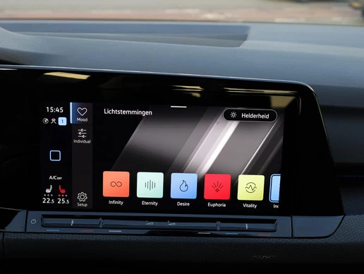 Volkswagen Golf - Afbeelding 16 van 30