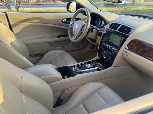 Jaguar XK - Afbeelding 2 van 30