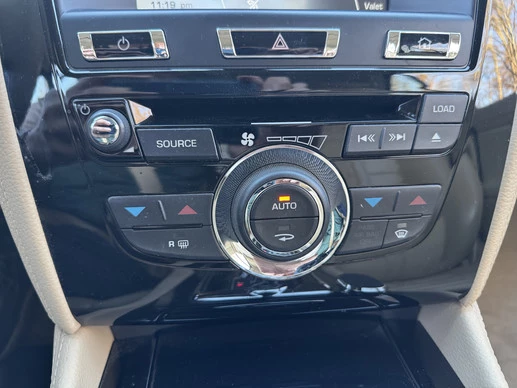 Jaguar XK - Afbeelding 13 van 30