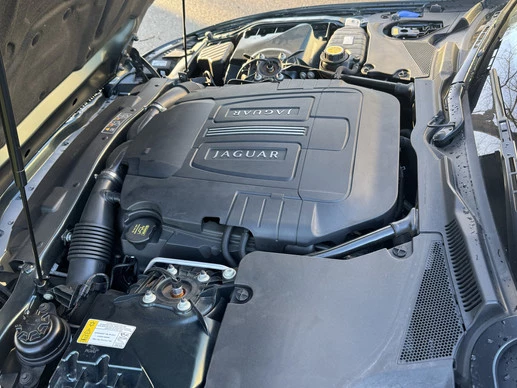 Jaguar XK - Afbeelding 28 van 30