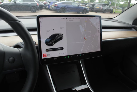 Tesla Model 3 - Afbeelding 12 van 26